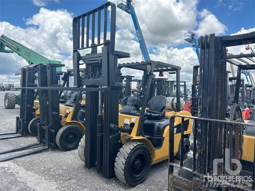 CAT 2P7000 Diesel heftrucks