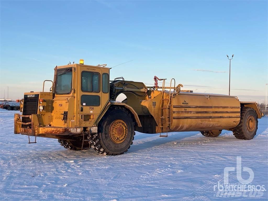 CAT 621F Water tankwagens