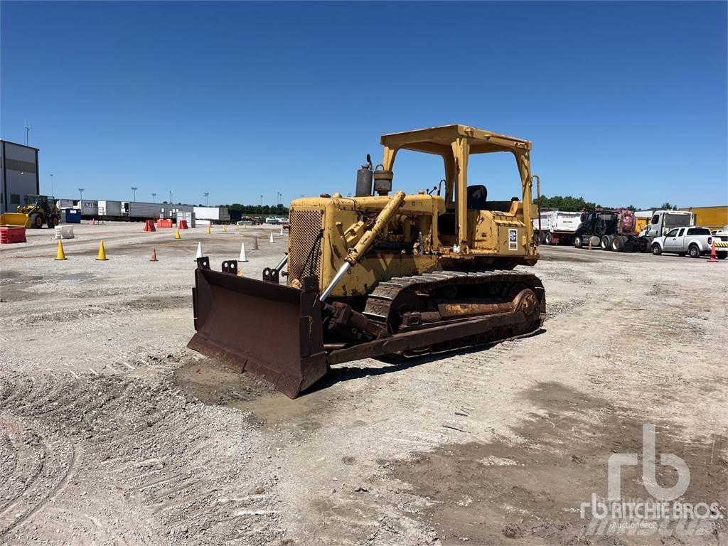 CAT D5B Rupsdozers