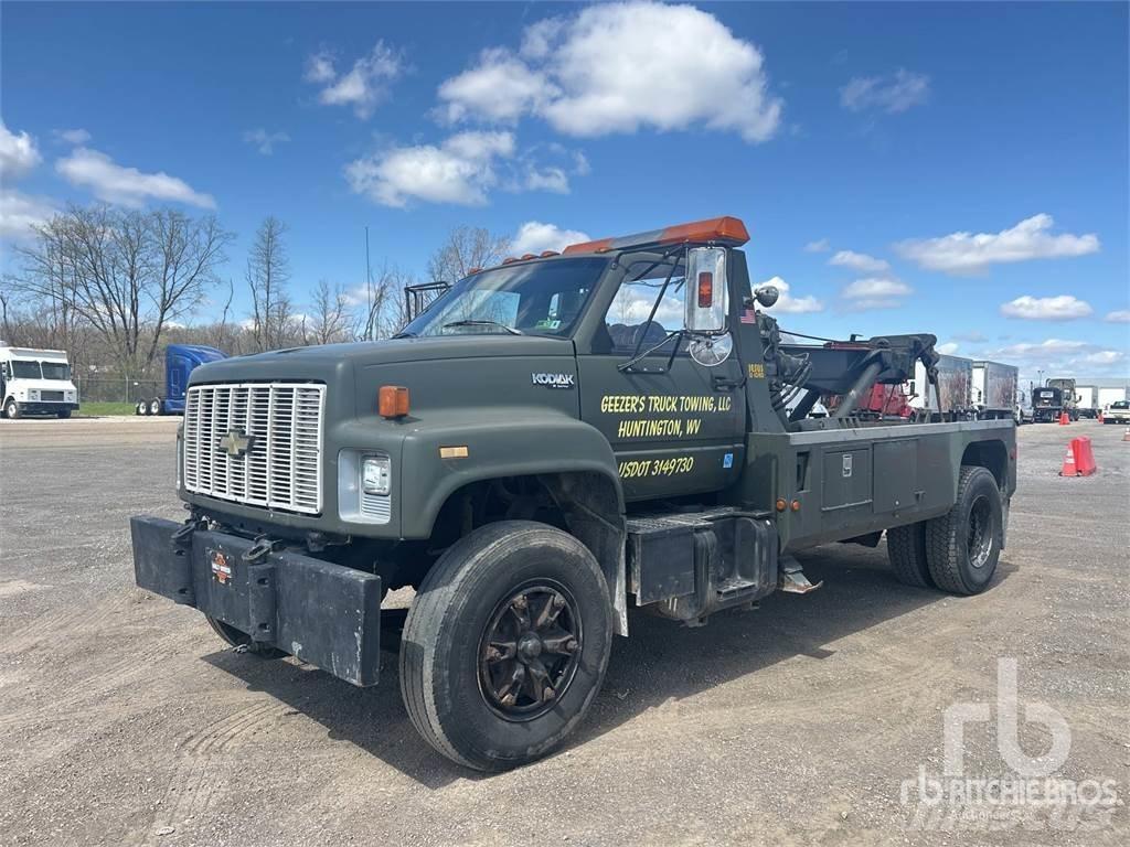 Chevrolet C7500 Vrachtwagen met vlakke laadvloer en lier