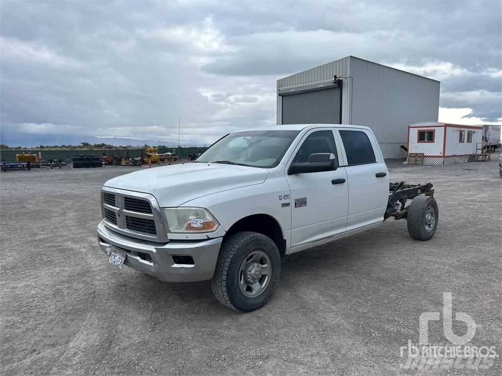 Dodge 2500 Chassis met cabine