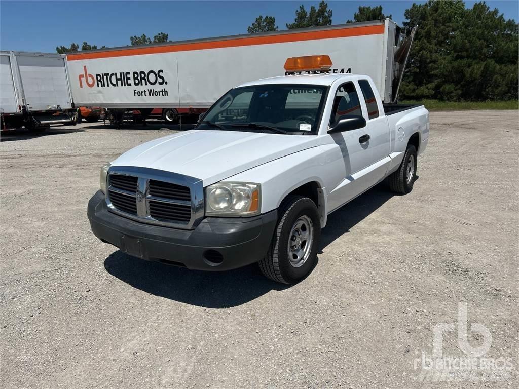 Dodge DAKOTA Bestelwagens met open laadbak