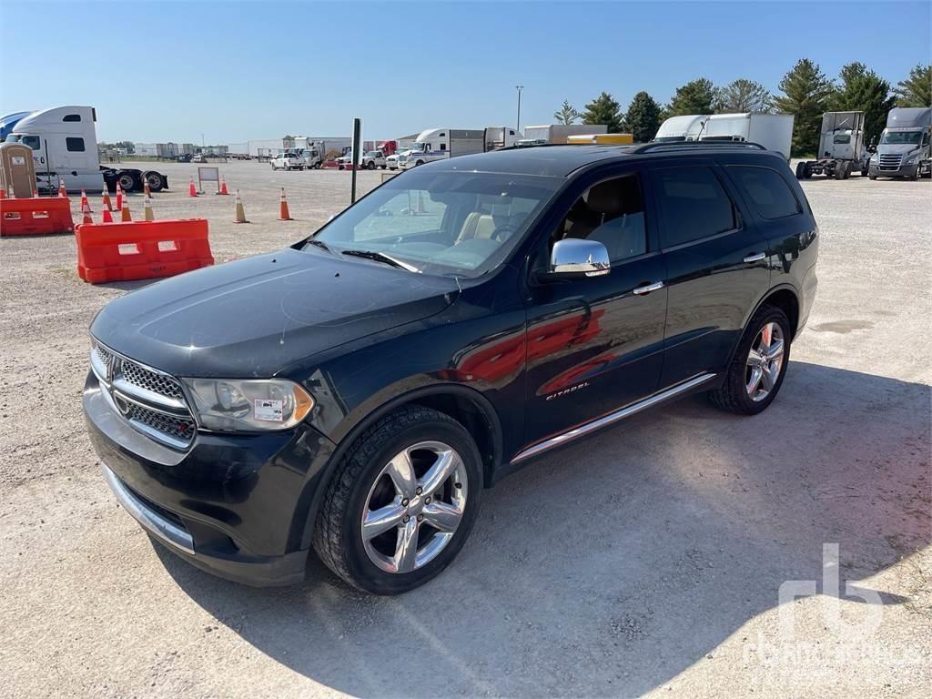 Dodge DURANGO Bestelwagens met open laadbak