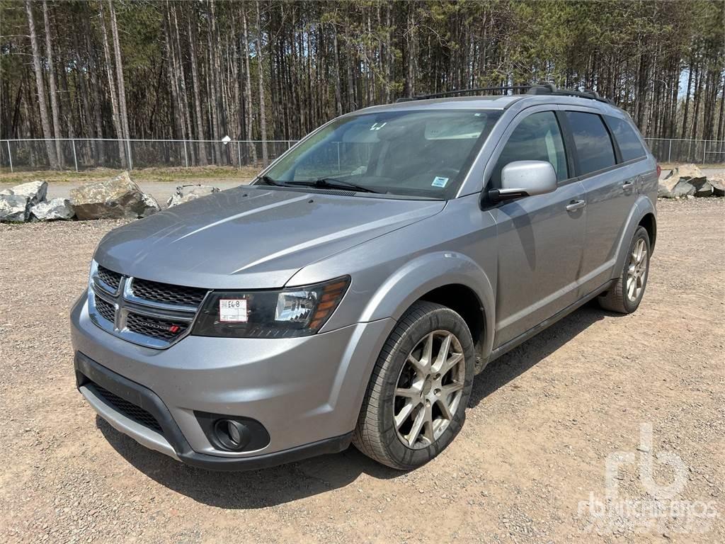 Dodge JOURNEY Bestelwagens met open laadbak