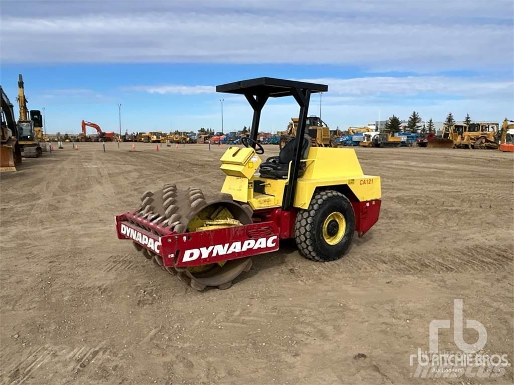 Dynapac CA121PD Afvalpersen