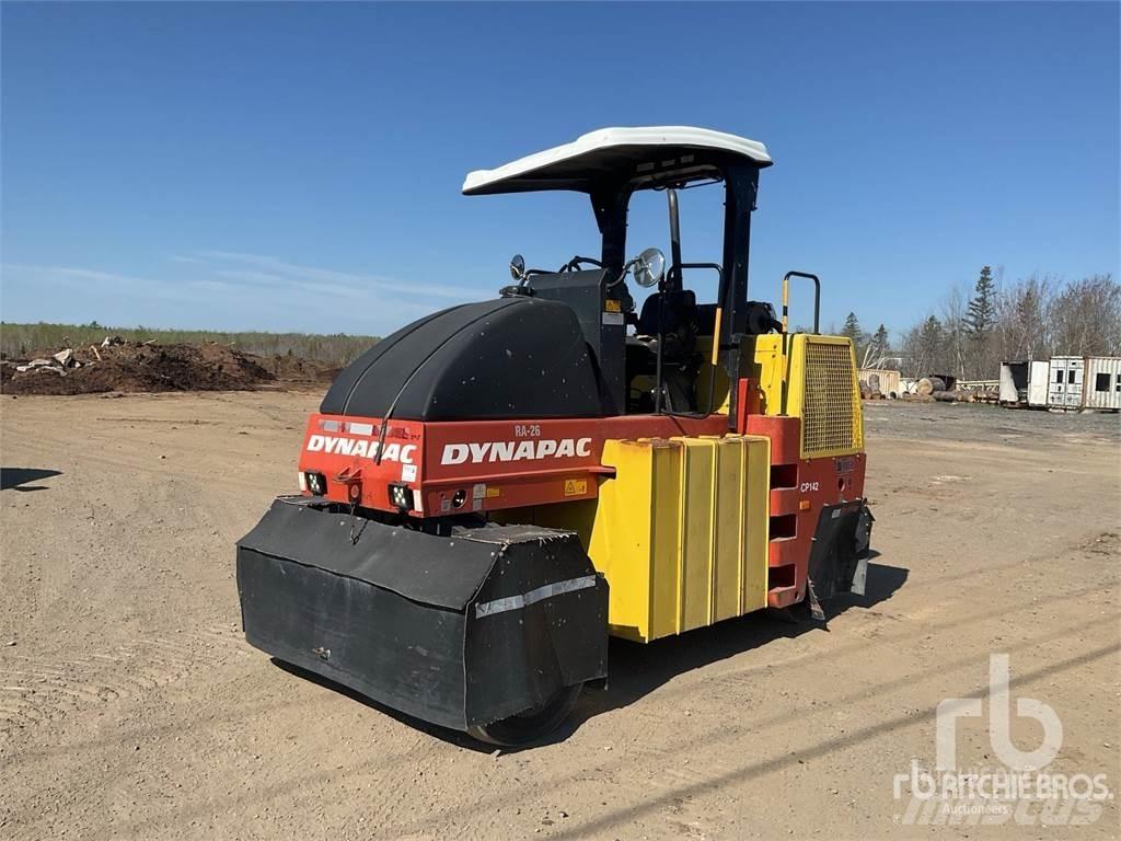 Dynapac CP142 Trilrolwalsen