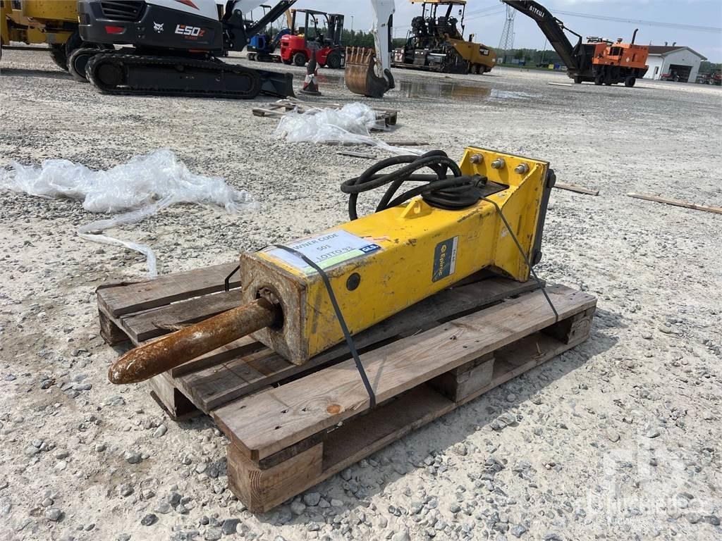 Epiroc EC60T Hamers en brekers