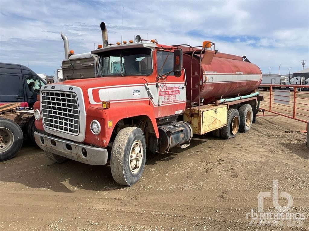 Ford 9000 Water tankwagens