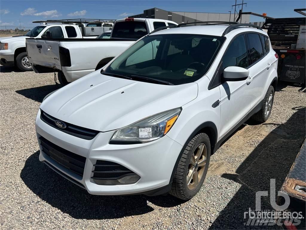 Ford ESCAPE Bestelwagens met open laadbak