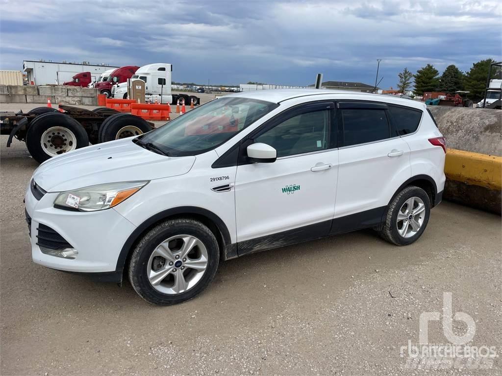 Ford ESCAPE Bestelwagens met open laadbak