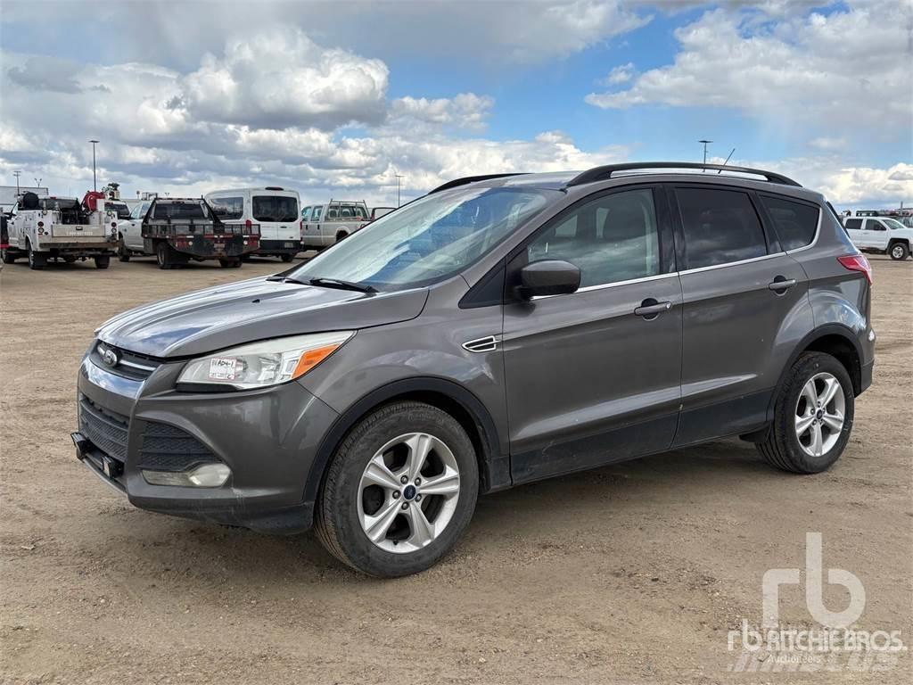 Ford ESCAPE Bestelwagens met open laadbak