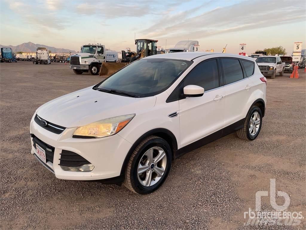 Ford ESCAPE Bestelwagens met open laadbak