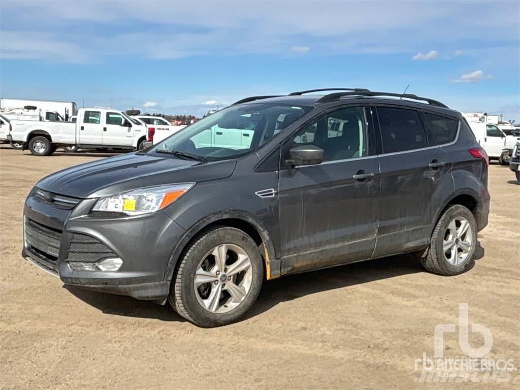 Ford ESCAPE Bestelwagens met open laadbak