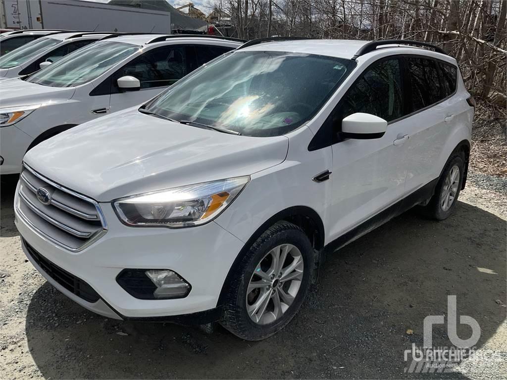 Ford ESCAPE Bestelwagens met open laadbak