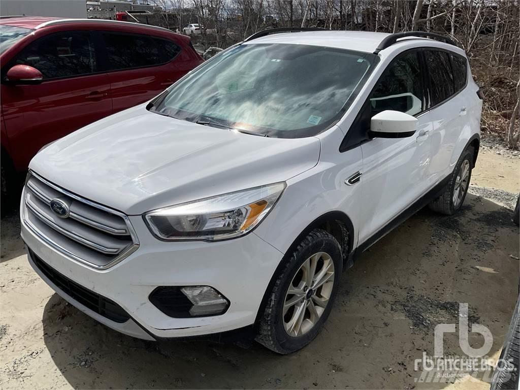 Ford ESCAPE Bestelwagens met open laadbak