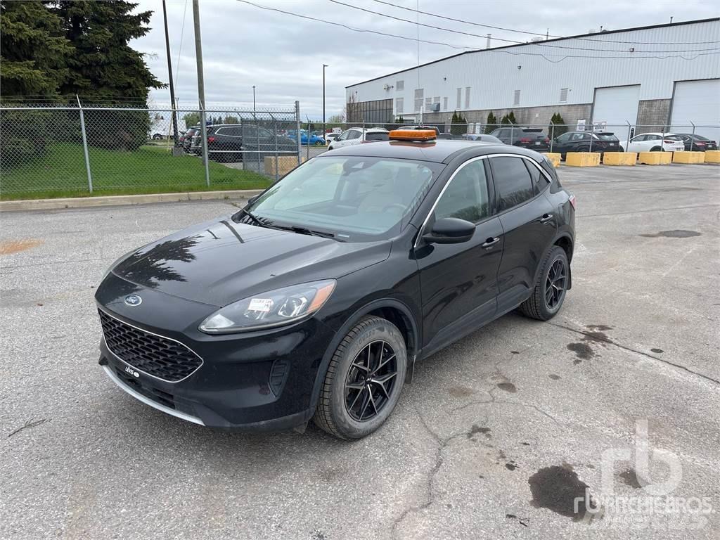 Ford ESCAPE Bestelwagens met open laadbak