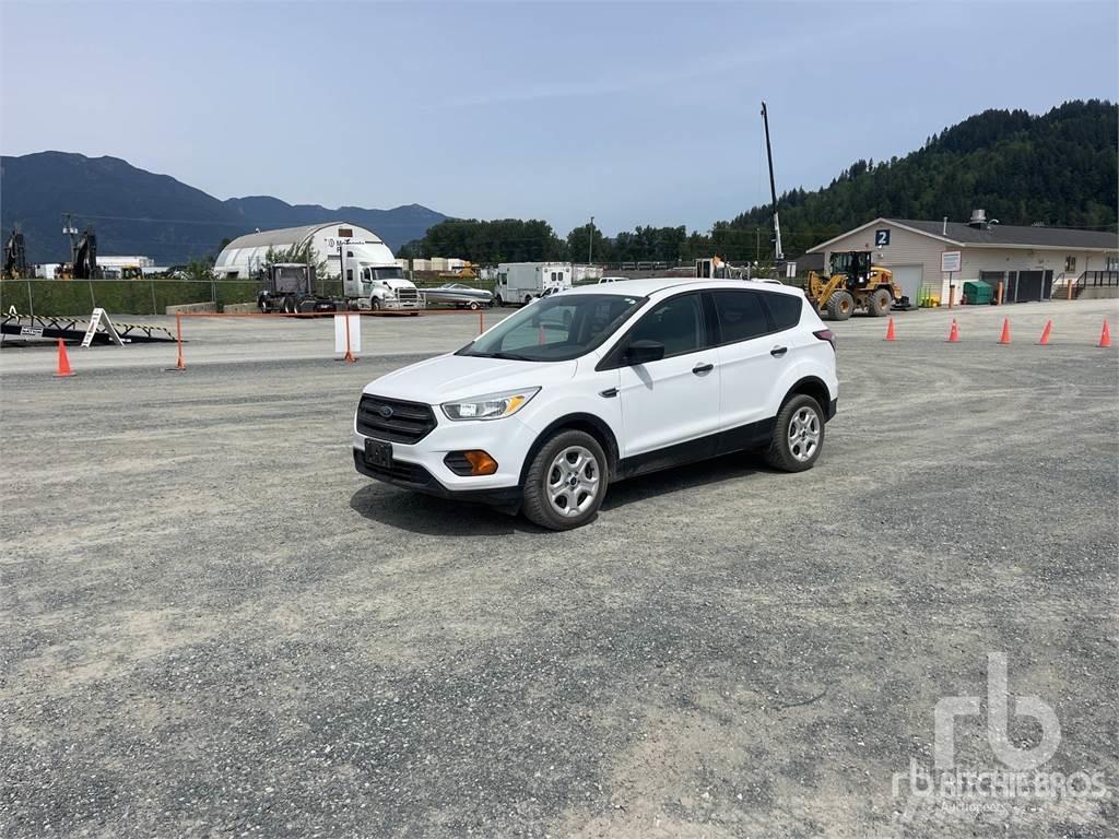 Ford ESCAPE Bestelwagens met open laadbak