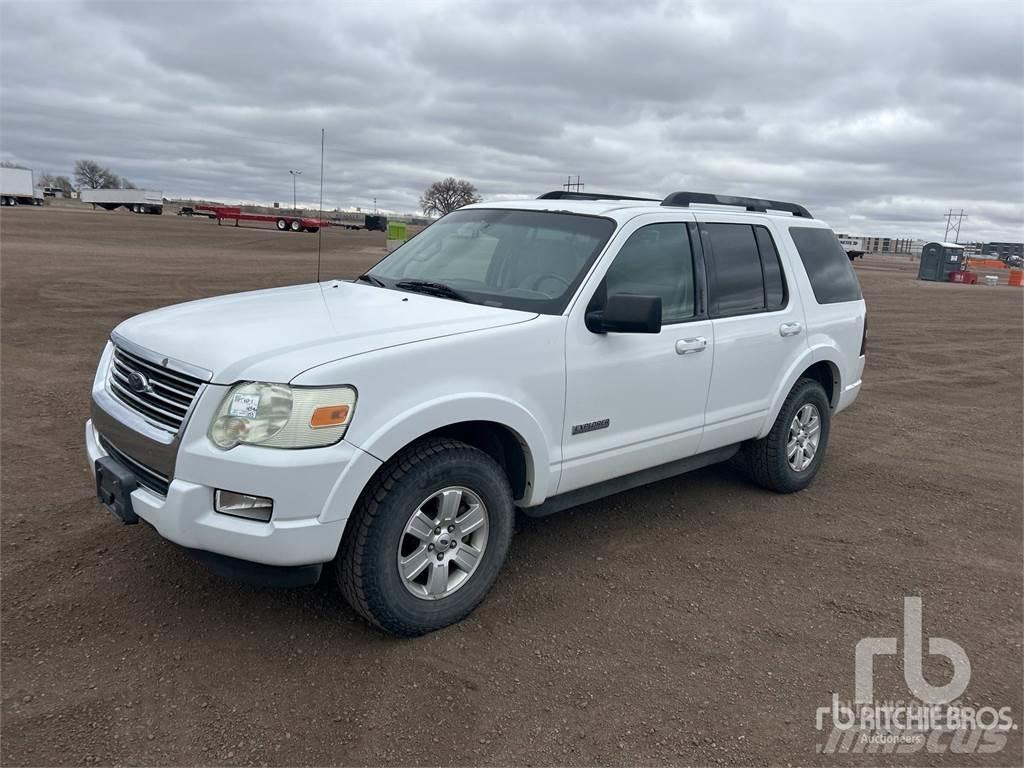 Ford EXPLORER Bestelwagens met open laadbak