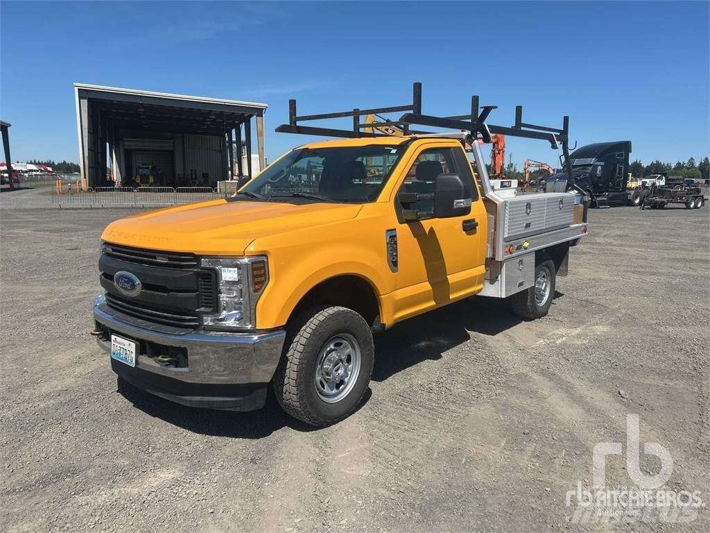 Ford F-250 Platte bakwagens
