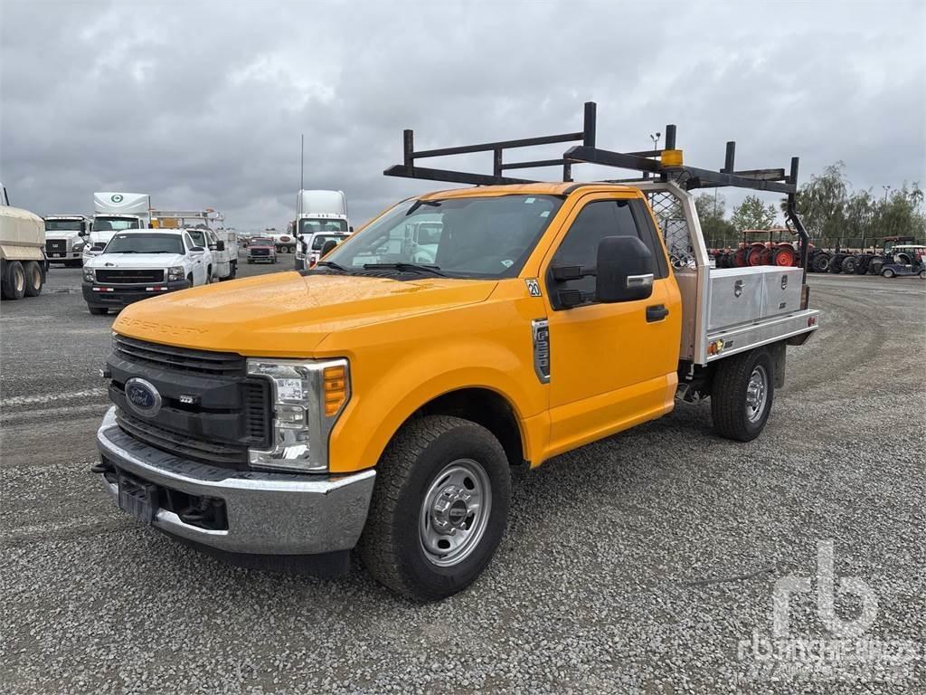 Ford F-250 Platte bakwagens