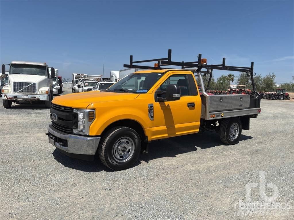 Ford F-250 Platte bakwagens