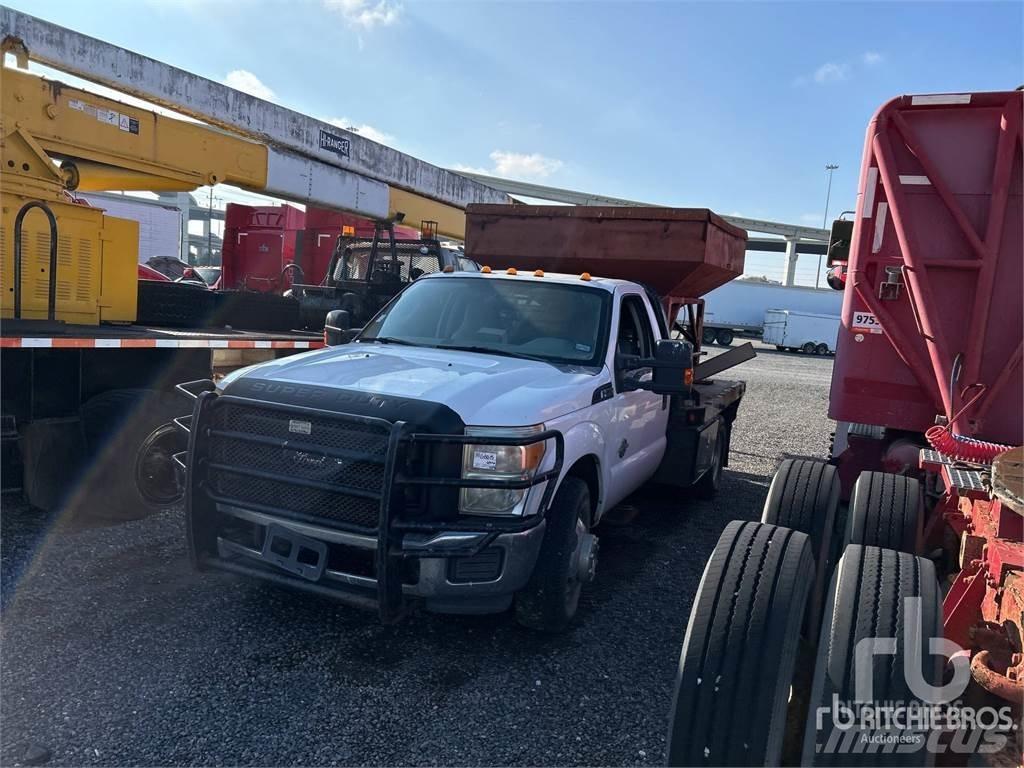 Ford F-350 Platte bakwagens