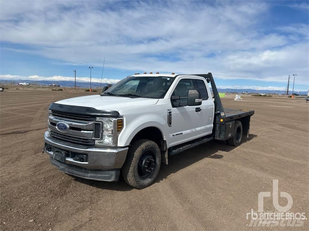 Ford F-350 Platte bakwagens
