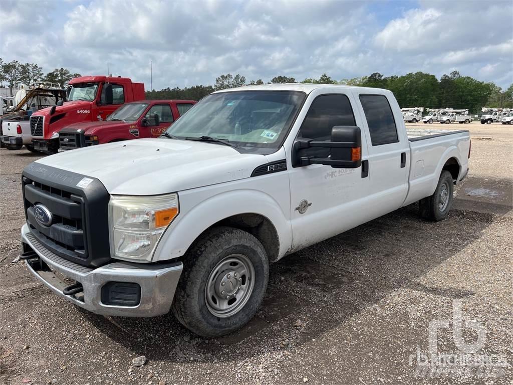 Ford F-350 Bestelwagens met open laadbak