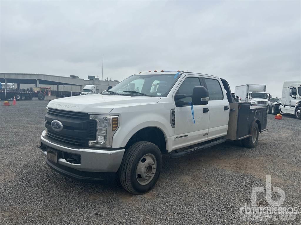 Ford F-350 Platte bakwagens