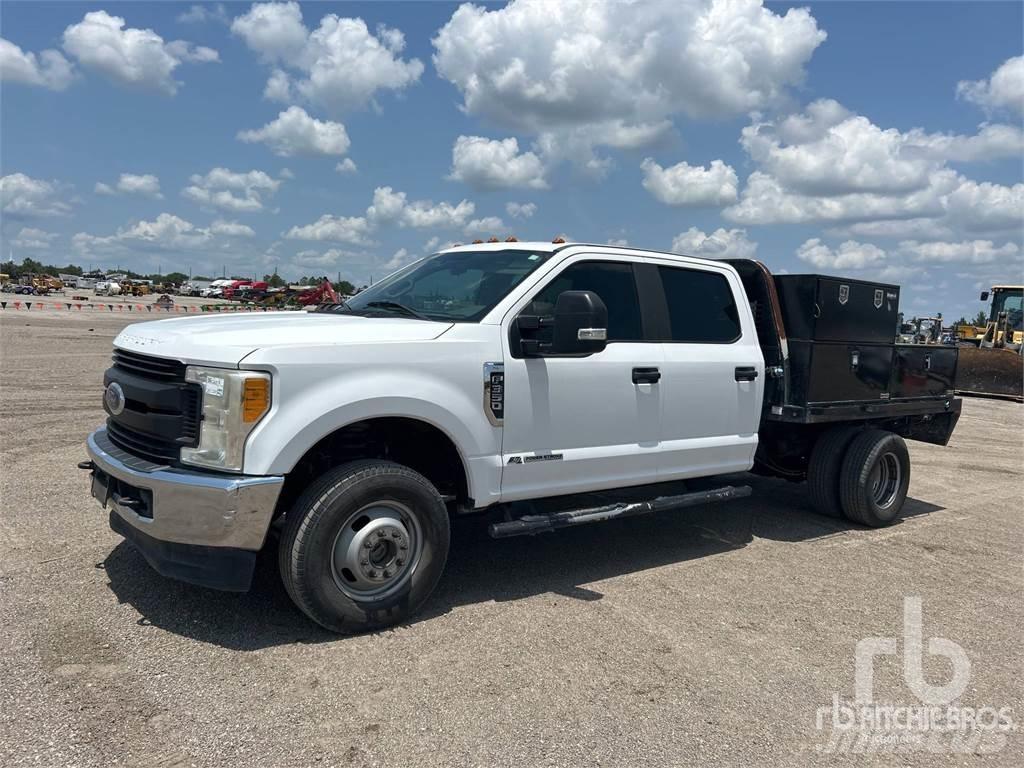 Ford F-350 Platte bakwagens