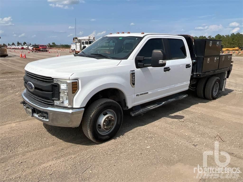 Ford F-350 Platte bakwagens