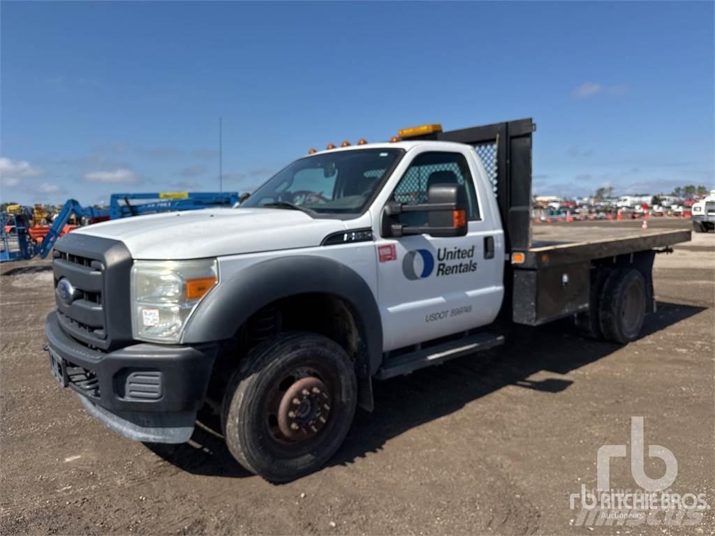 Ford F-550 Platte bakwagens