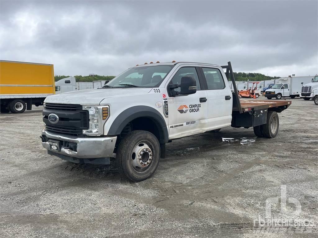 Ford F-550 Platte bakwagens