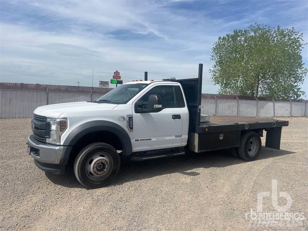 Ford F-550 Platte bakwagens