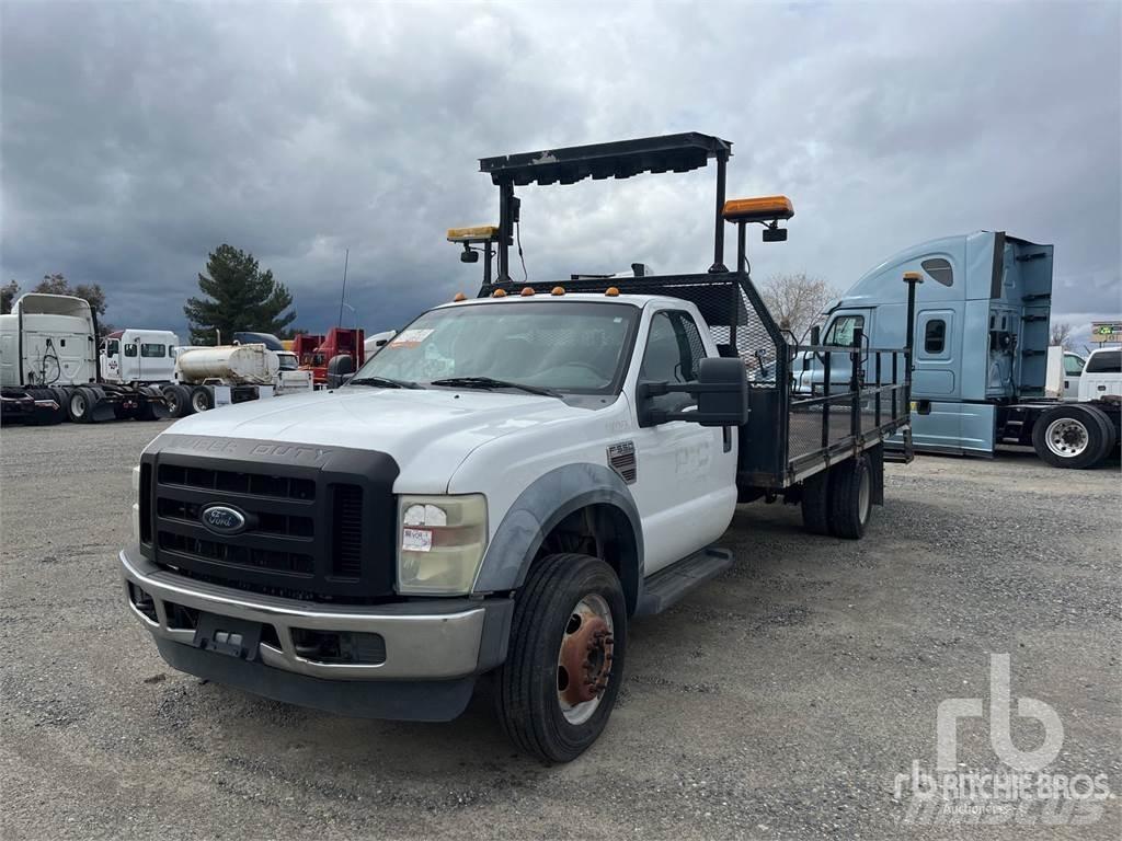 Ford F-550 Platte bakwagens