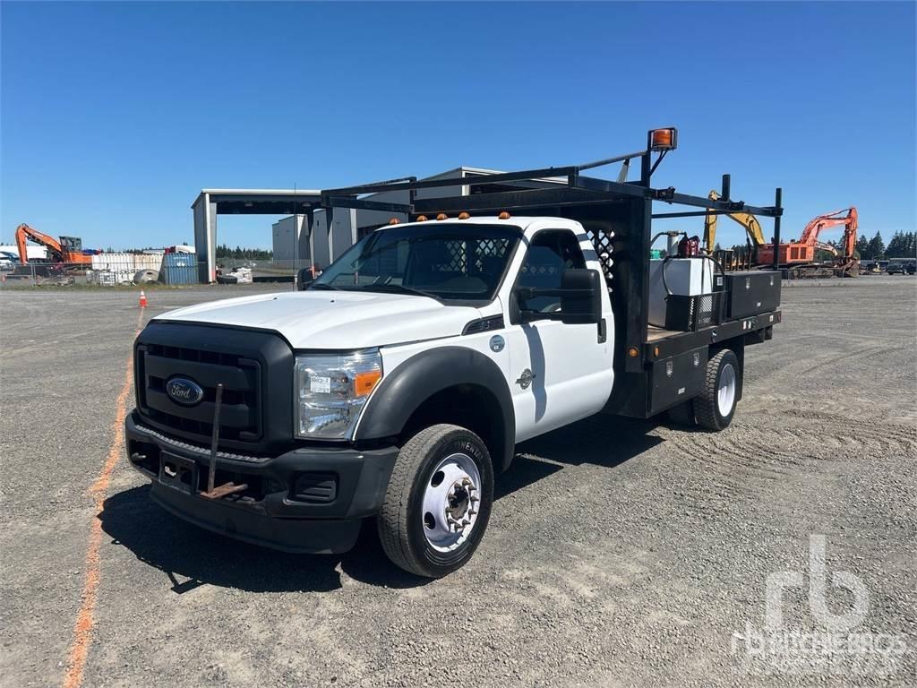 Ford F-550 Platte bakwagens