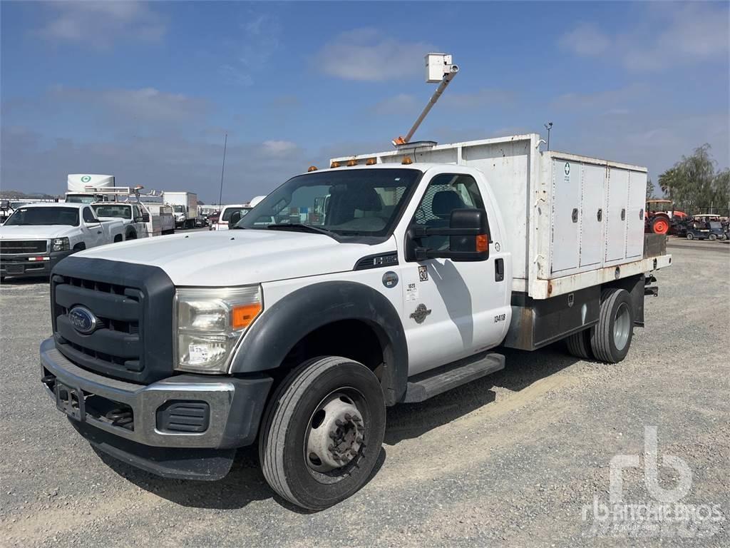 Ford F-550 Platte bakwagens
