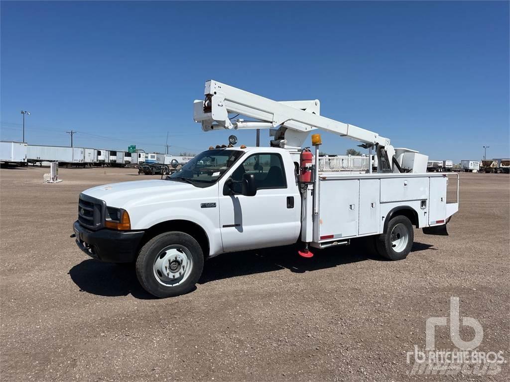 Ford F-550 Aanhanger hoogwerkers
