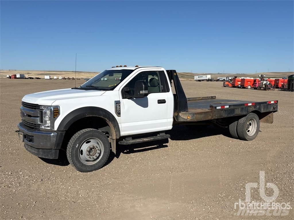 Ford F-550 Platte bakwagens