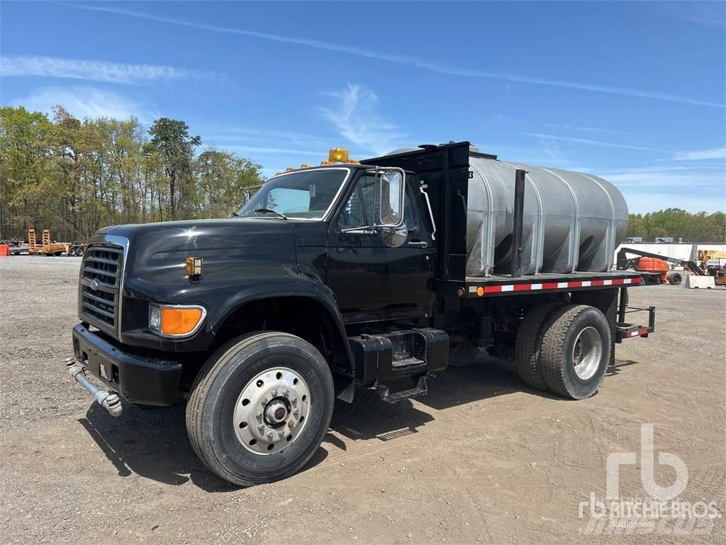 Ford F800 Water tankwagens