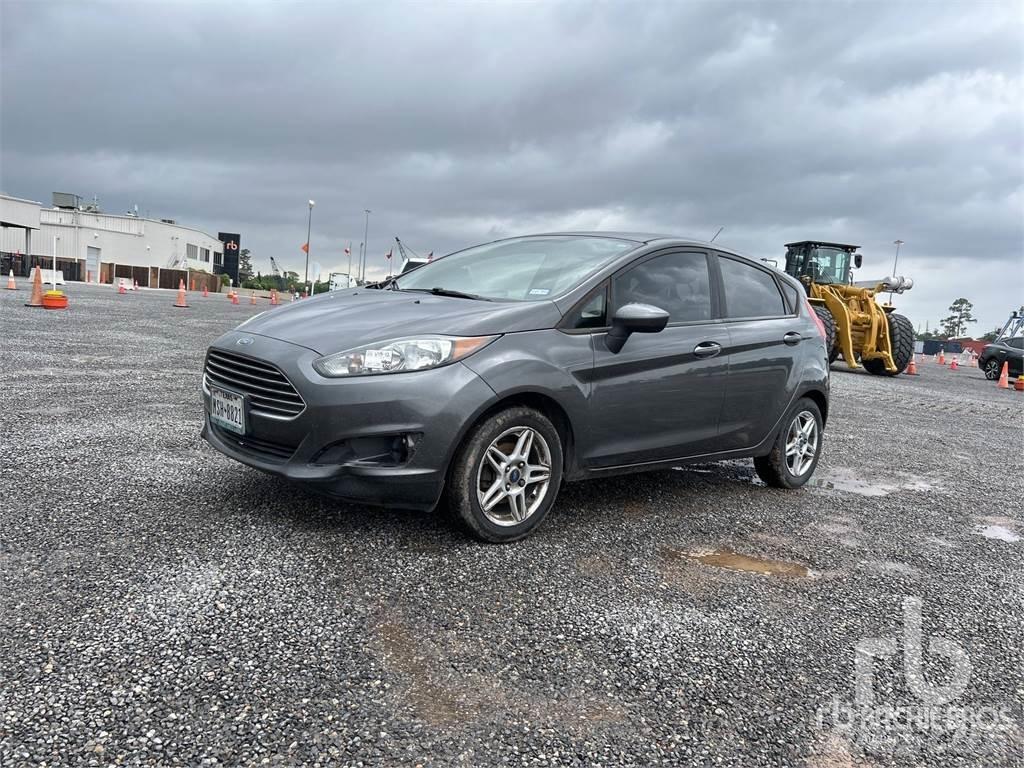 Ford FIESTA Auto's