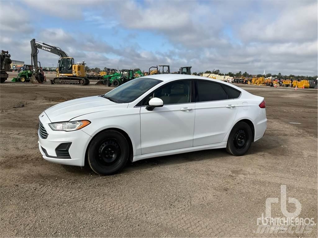 Ford FUSION Auto's