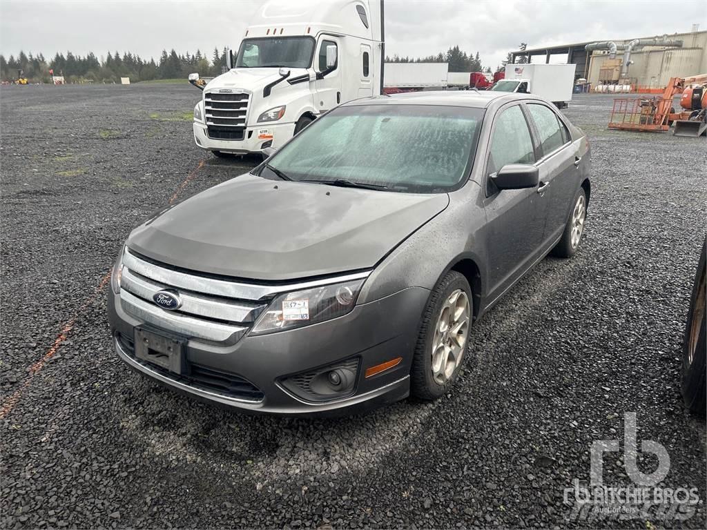Ford FUSION Auto's