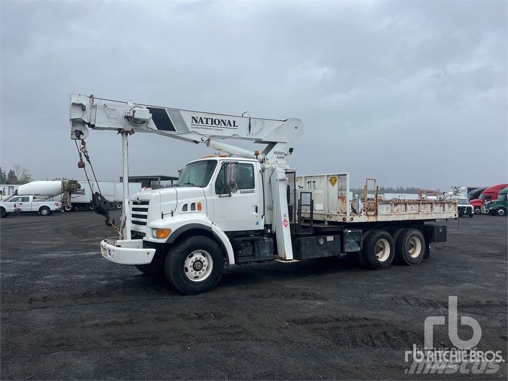 Ford LT8500 Vlakke laadvloer met kraan