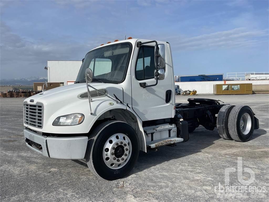 Freightliner M2 Trekkers