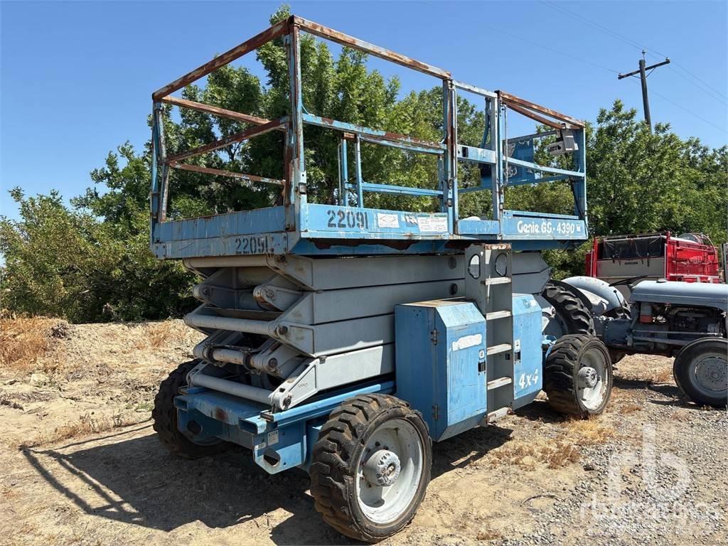 Genie GS-4390 Schaarhoogwerkers