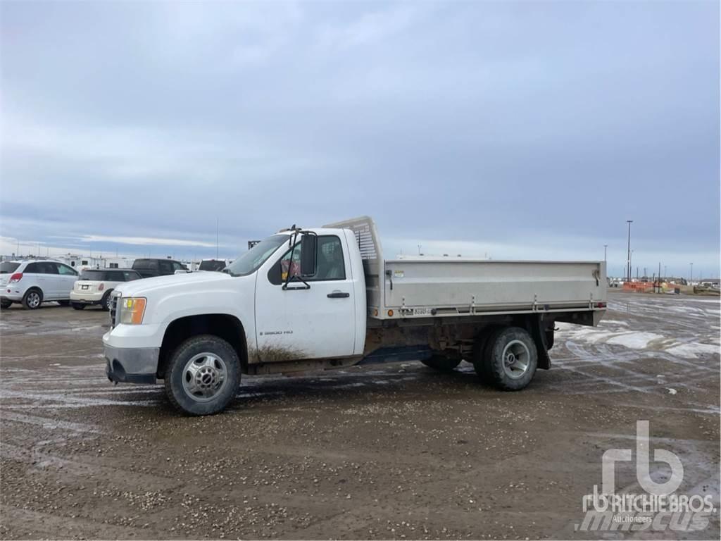 GMC 3500HD Platte bakwagens
