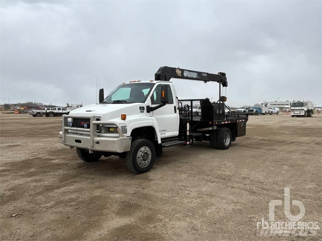 GMC C5500 Vlakke laadvloer met kraan