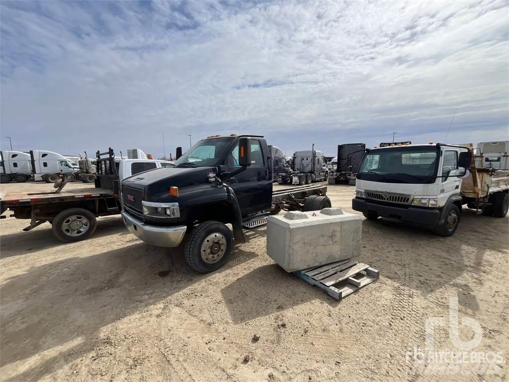 GMC C5500 Chassis met cabine
