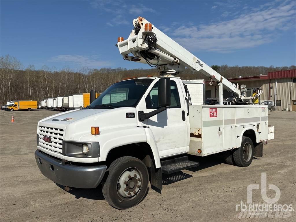 GMC C5500 Aanhanger hoogwerkers